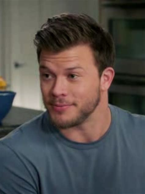 modern family alex boyfriend firefighter.
